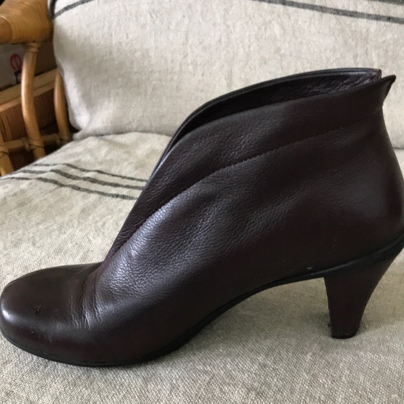 Gentle Souls by Kenneth Cole Eggplant Leather Booties-Comfort Footbed - Picture 5 of 8